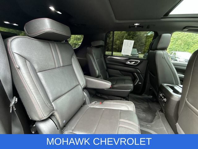 Certified 2022 Chevrolet Suburban RST w/ Luxury Package AWD/4WD image 28