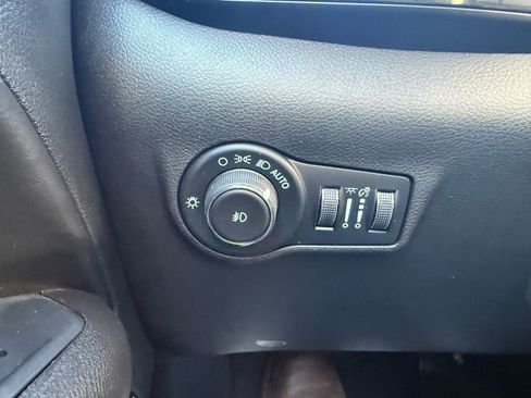 Used 2023 Jeep Compass Trailhawk w/ Trailer Tow Group image 13