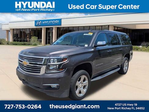 Used 2018 Chevrolet Suburban Premier RWD image 1