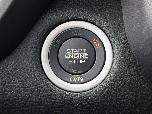 Used 2023 RAM 1500 Laramie AWD/4WD image 26