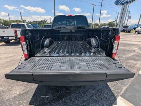 Used 2018 Ford F350 Lariat w/ Lariat Value Package AWD/4WD image 14