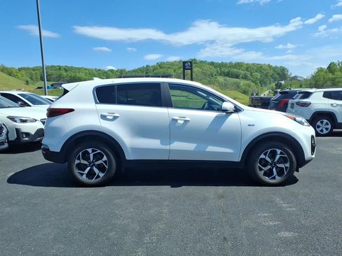 Certified 2022 Kia Sportage LX AWD/4WD image 6