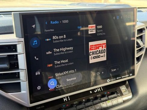 Used 2023 Toyota Tundra Limited image 23