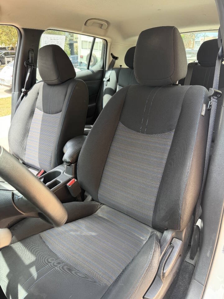 Used 2018 Nissan Leaf SV w/ SV All Weather Package FWD image 13