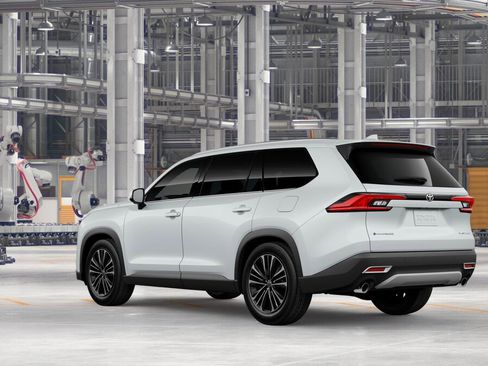 New 2026 Toyota Grand Highlander AWD Hybrid image 6