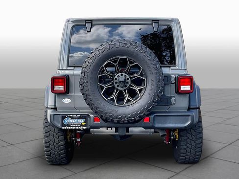 Used 2023 Jeep Wrangler Unlimited Sport AWD/4WD image 5