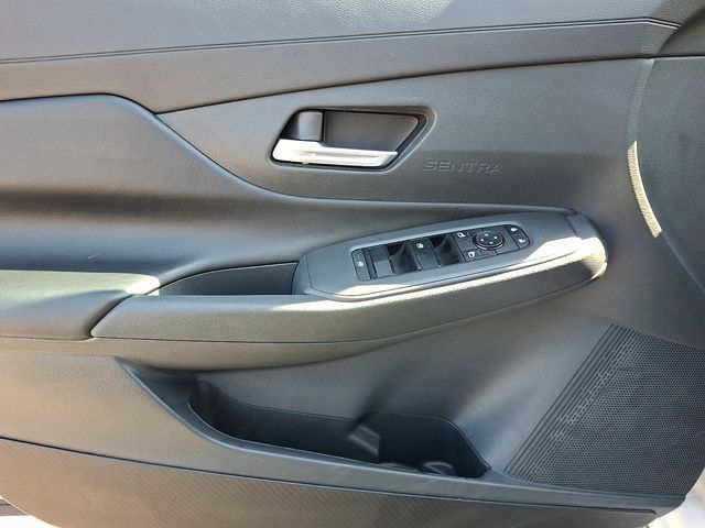 Used 2026 Nissan Sentra SV w/ SV Convenience Package FWD image 13