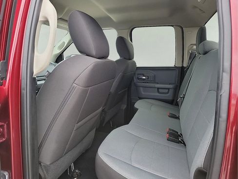 Used 2024 RAM 1500 Classic SLT image 9