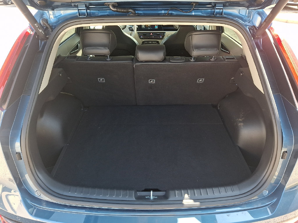 Used 2023 Kia Niro Wave w/ Wave Preserve Package FWD image 30