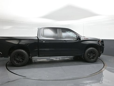 Used 2021 Chevrolet Silverado 1500 LT w/ Z71 Off-Road Package AWD/4WD image 11