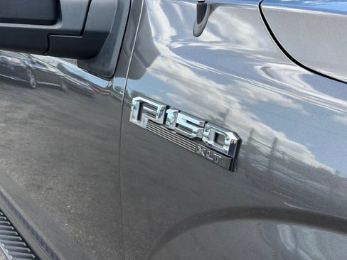 Used 2018 Ford F150 XLT w/ Equipment Group 302A Luxury RWD image 34