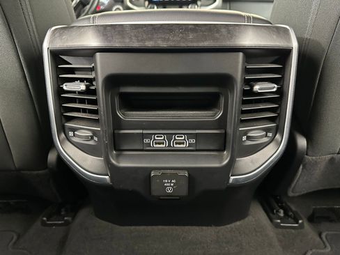 Used 2022 RAM 1500 Big Horn image 34