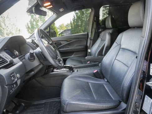 Used 2023 Honda Passport Elite image 7