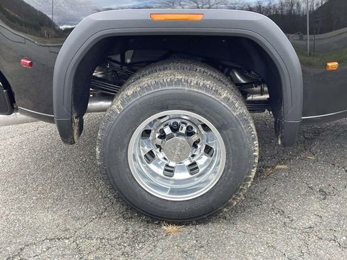 New 2026 GMC Sierra 3500 Denali Ultimate image 9