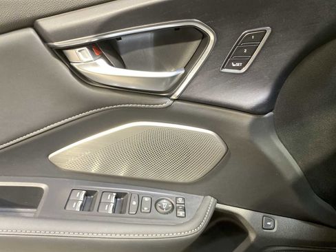 Used 2025 Acura RDX SH-AWD w/ Advance Package image 23