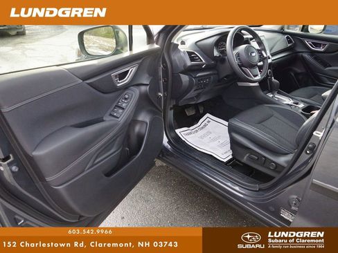 Certified 2023 Subaru Forester Premium image 25