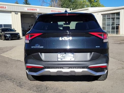 Certified 2025 Kia Sportage LX image 13