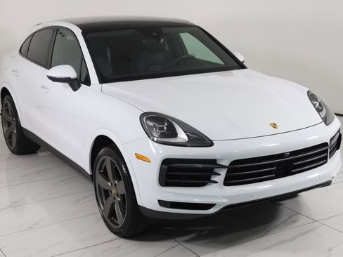 Used 2023 Porsche Cayenne Coupe image 79