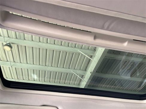 Used 2004 Volvo S40 image 16