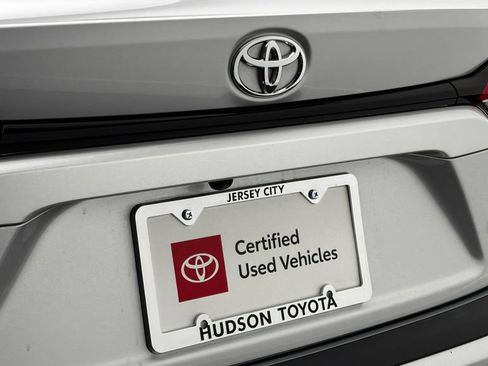 Used 2026 Toyota Corolla LE AWD/4WD image 8