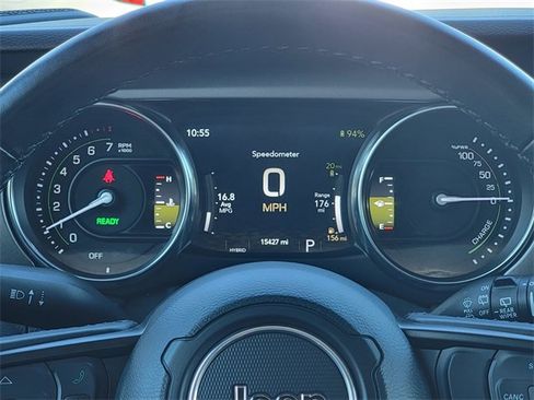 Certified 2023 Jeep Wrangler Unlimited w/ Cold Weather Group image 34