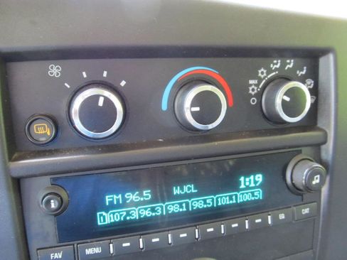 Used 2022 GMC Savana 3500 G3500 w/ Driver Convenience Package image 50