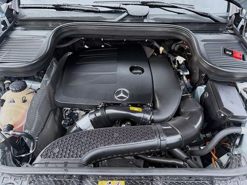 Used 2022 Mercedes-Benz GLE 350 w/ Premium Package image 36