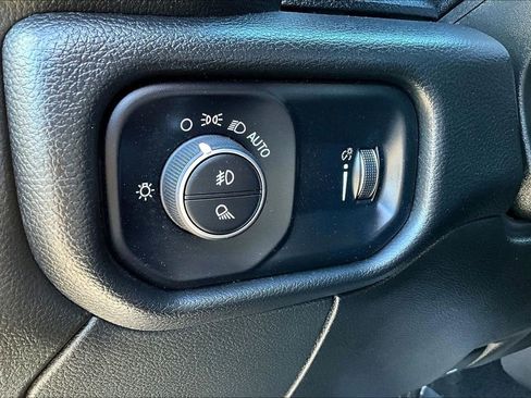 Used 2024 RAM 2500 Big Horn image 17