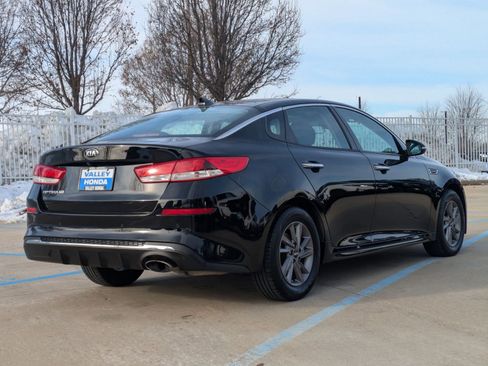 Used 2020 Kia Optima LX image 6