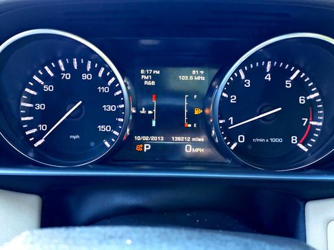 Used 2014 Land Rover Range Rover Sport HSE image 23