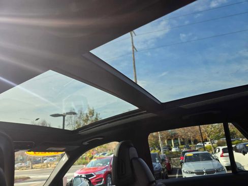 Certified 2026 Mercedes-Benz GLC 300 4MATIC image 22