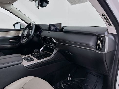 Certified 2024 MAZDA CX-90 Plug-In Hybrid w/ Preferred AWD/4WD image 31