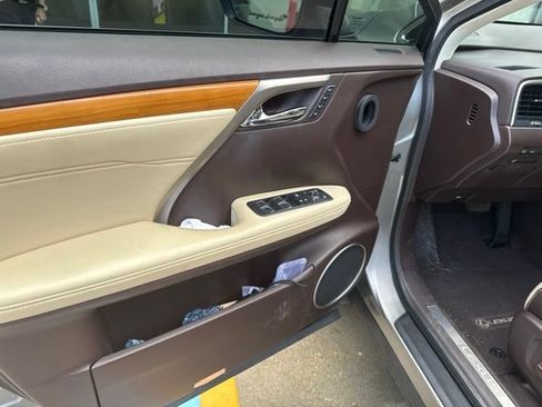 Used 2017 Lexus RX 350 FWD w/ Premium Package image 29