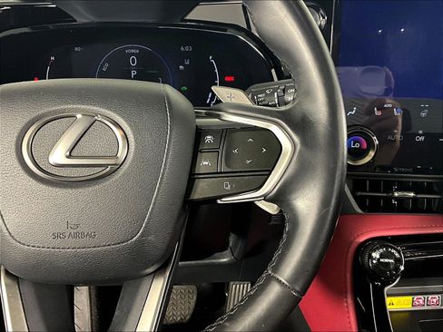 Used 2023 Lexus NX 350h AWD image 12