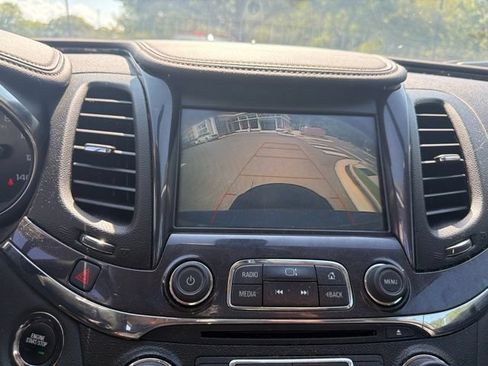 Used 2019 Chevrolet Impala Premier FWD image 15
