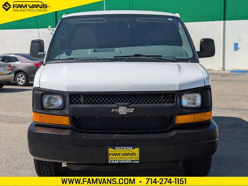 Used 2013 Chevrolet Express 1500 AWD image 2