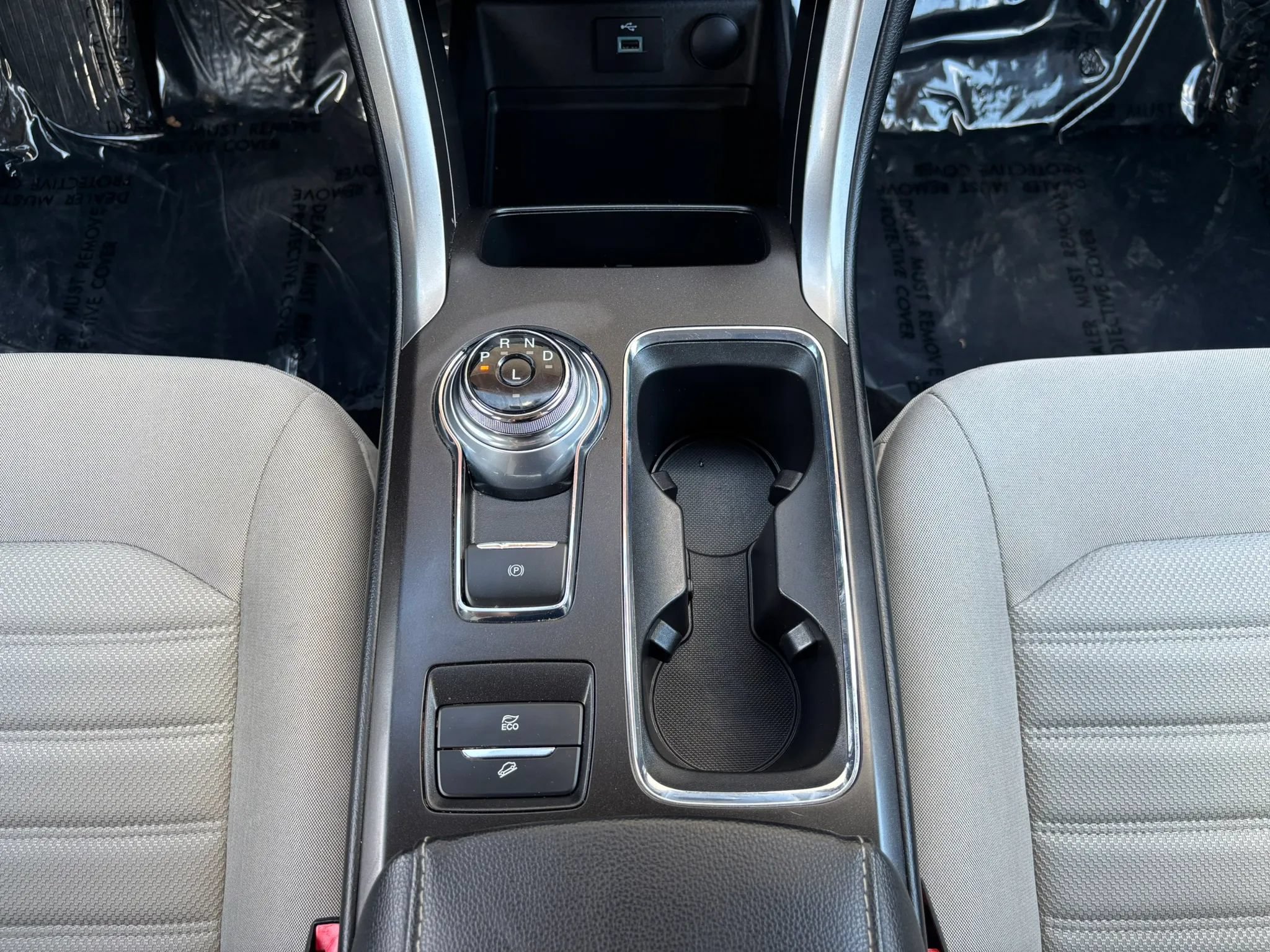 Used 2018 Ford Fusion S FWD image 29