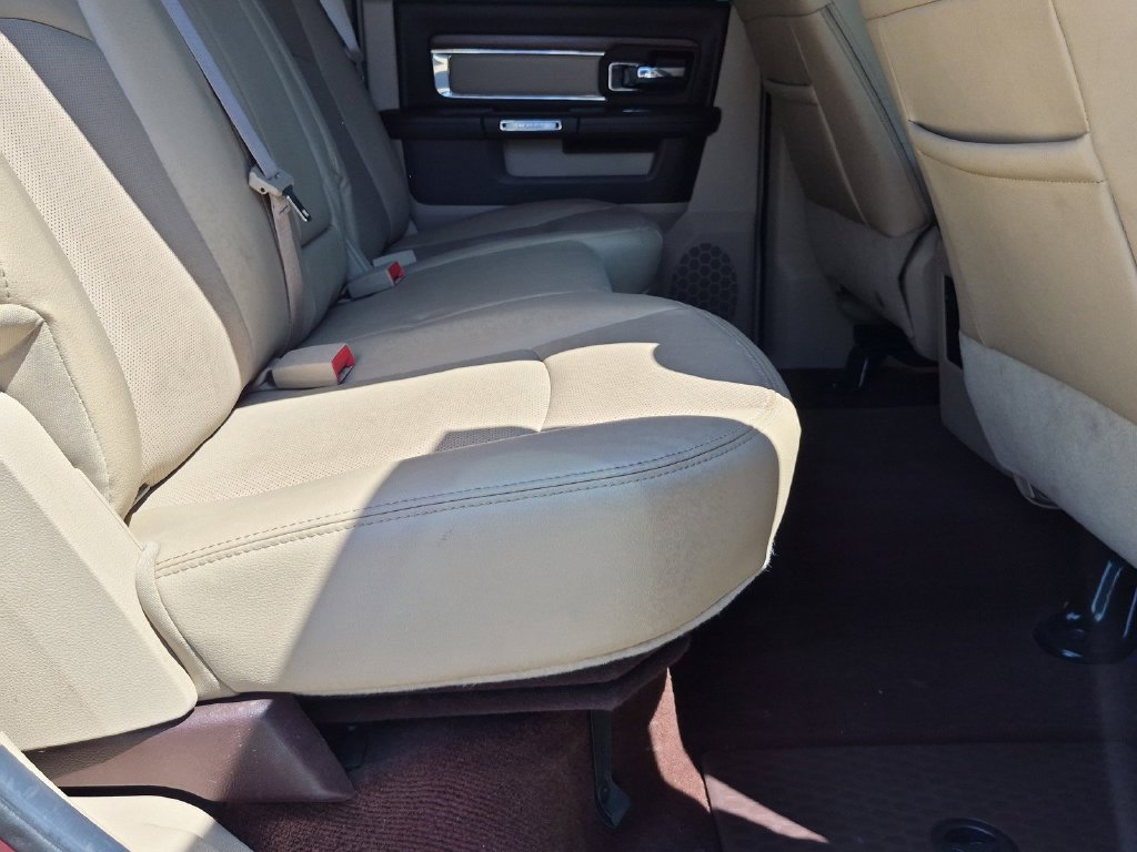 Used 2014 RAM 1500 Laramie w/ Convenience Group RWD image 7