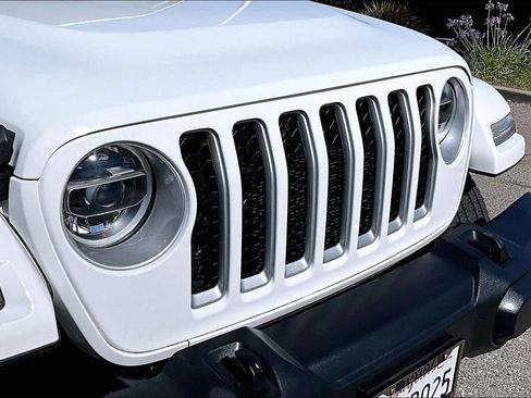 Used 2021 Jeep Wrangler Unlimited Sahara w/ Safety Group AWD/4WD image 33