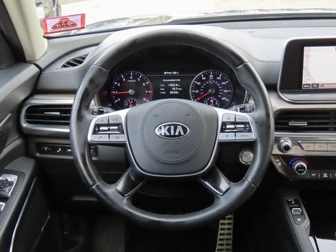 Used 2020 Kia Telluride SX image 24