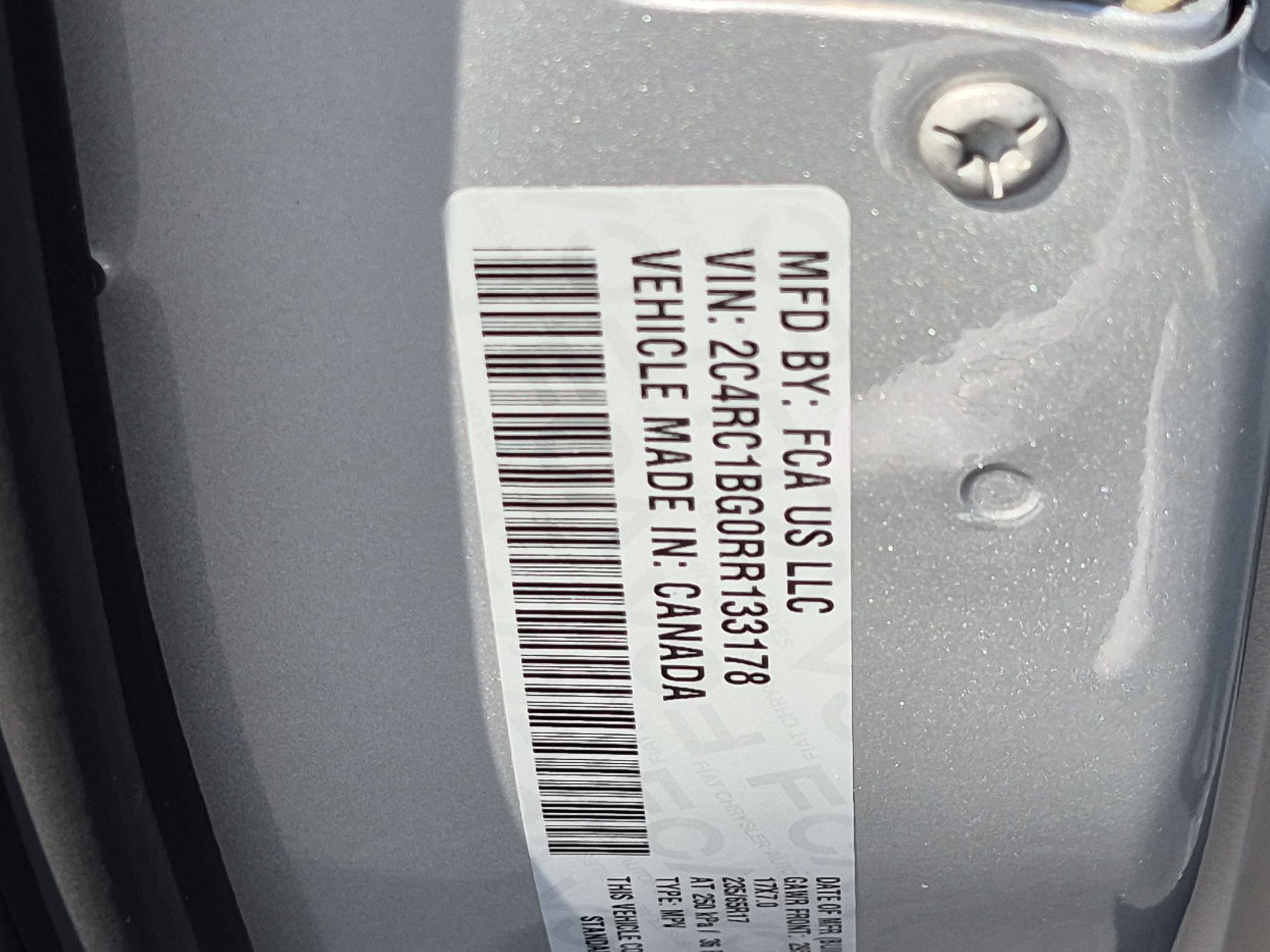 Used 2024 Chrysler Pacifica Touring-L FWD image 39