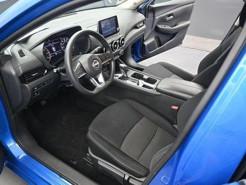 Used 2024 Nissan Sentra SV FWD image 6