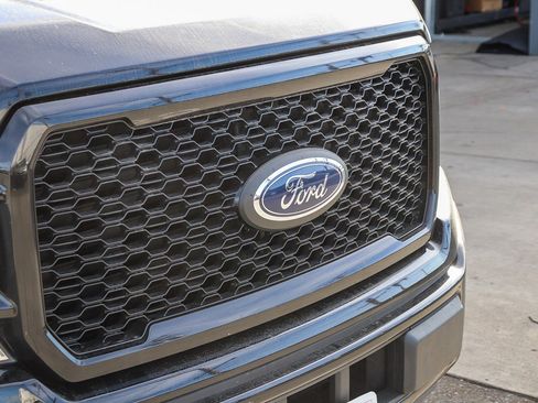 Used 2018 Ford F150 XL w/ Equipment Group 101A Mid image 6