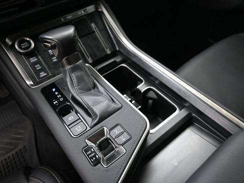 Used 2024 Lexus GX 550 AWD/4WD image 29