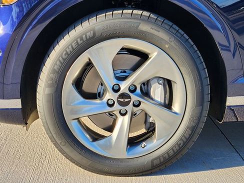 New 2026 Genesis GV70 2.5T Advanced image 7