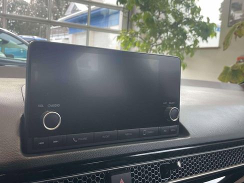 Certified 2025 Honda Civic Sport image 22