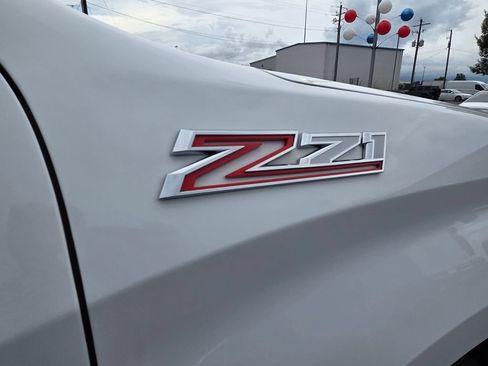 Used 2024 Chevrolet Silverado 1500 LTZ AWD/4WD image 10