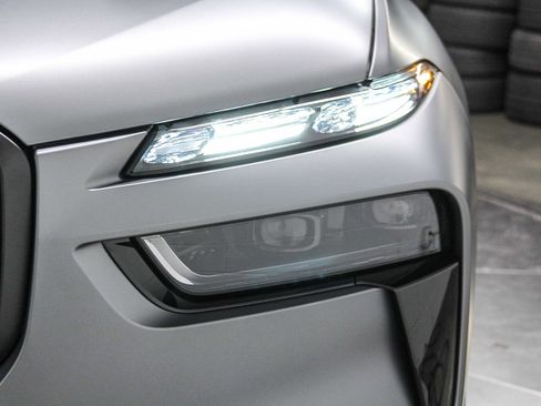 New 2026 BMW X7 M60i image 10