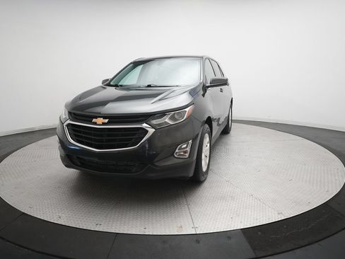 Used 2018 Chevrolet Equinox LT FWD image 12