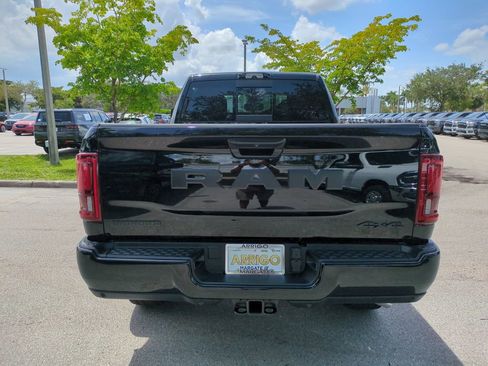 New 2026 RAM 2500 Big Horn AWD/4WD image 6